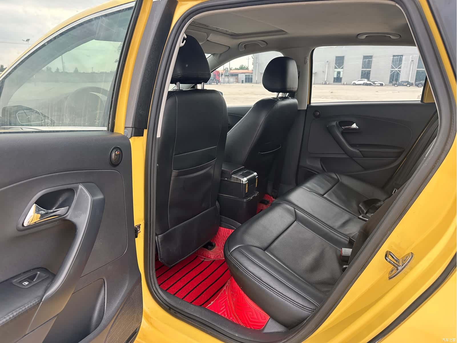 Volkswagen Polo, 2012 9