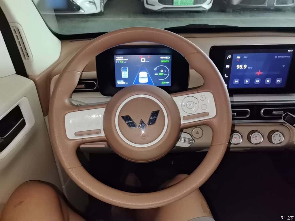 Wuling MINIEV, 2024 11