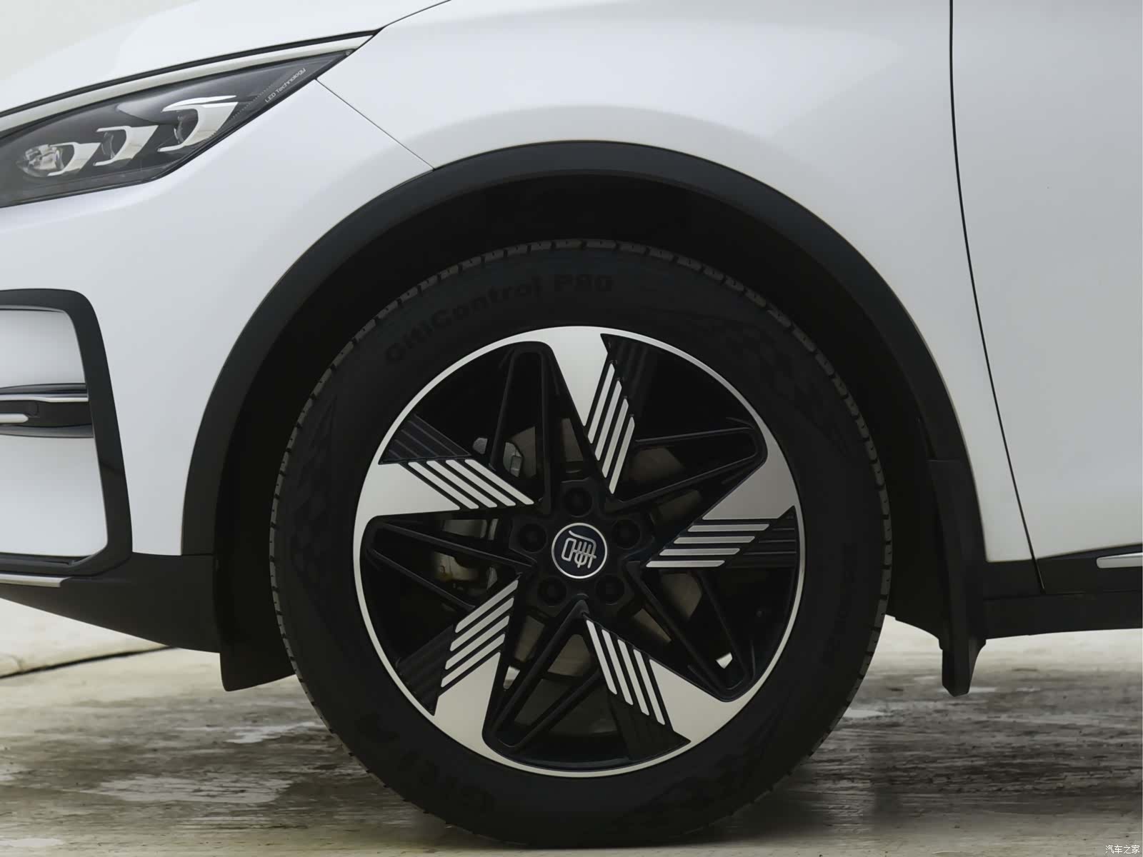 BYD Tang, 2023 4