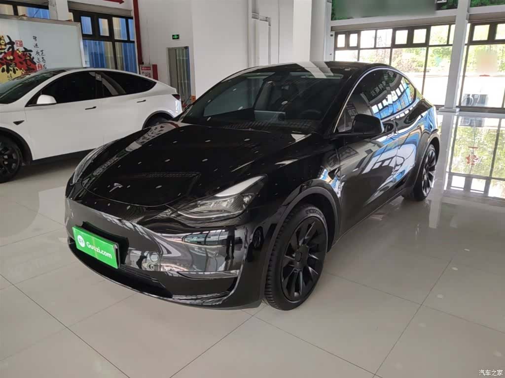 Tesla Model Y, 2024 2