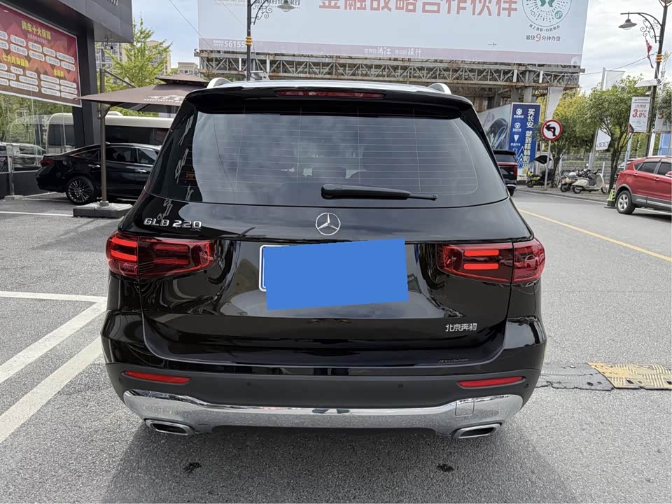 Mercedes-Benz GLB