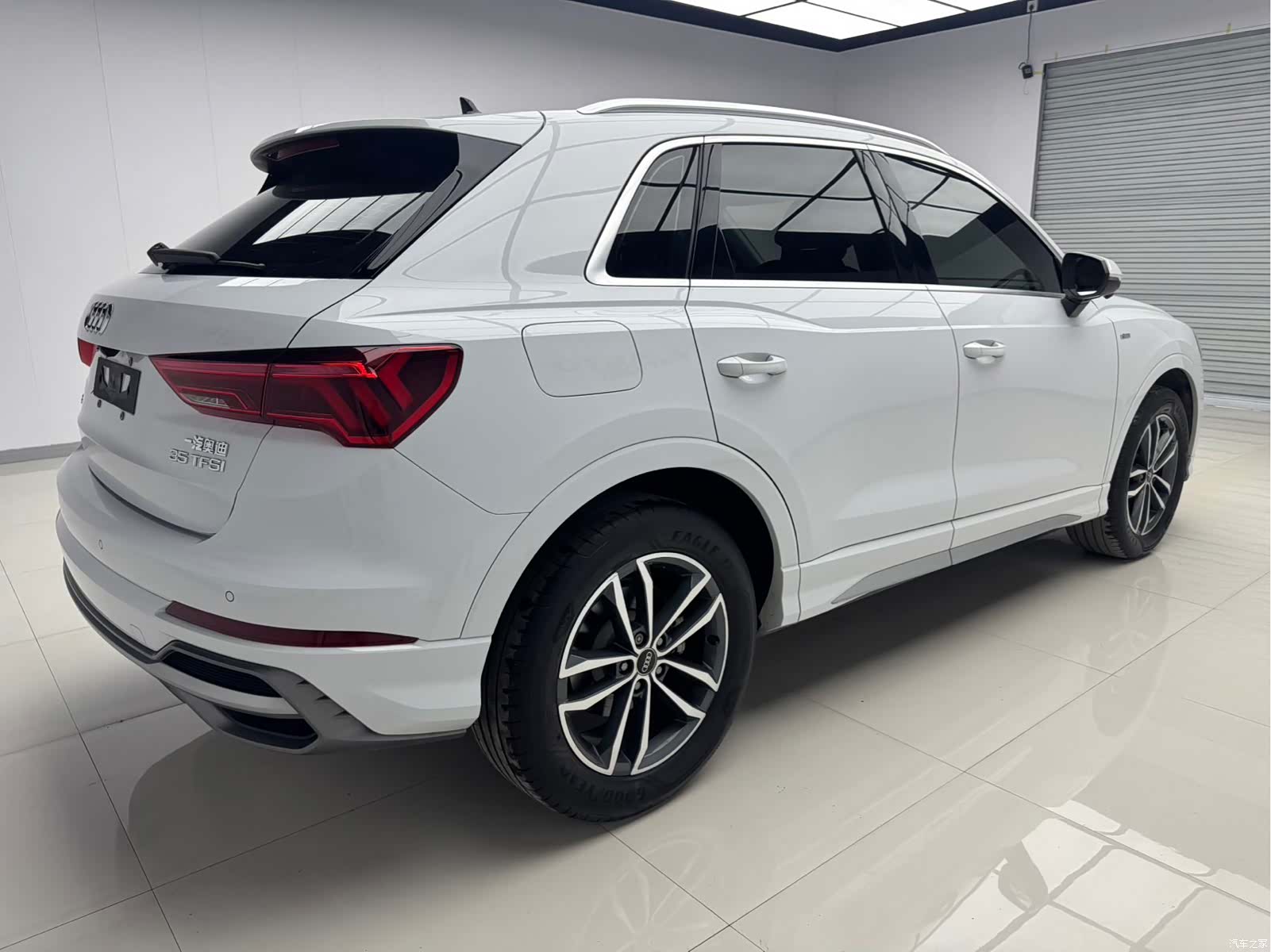 Audi Q3, 2022 все фото