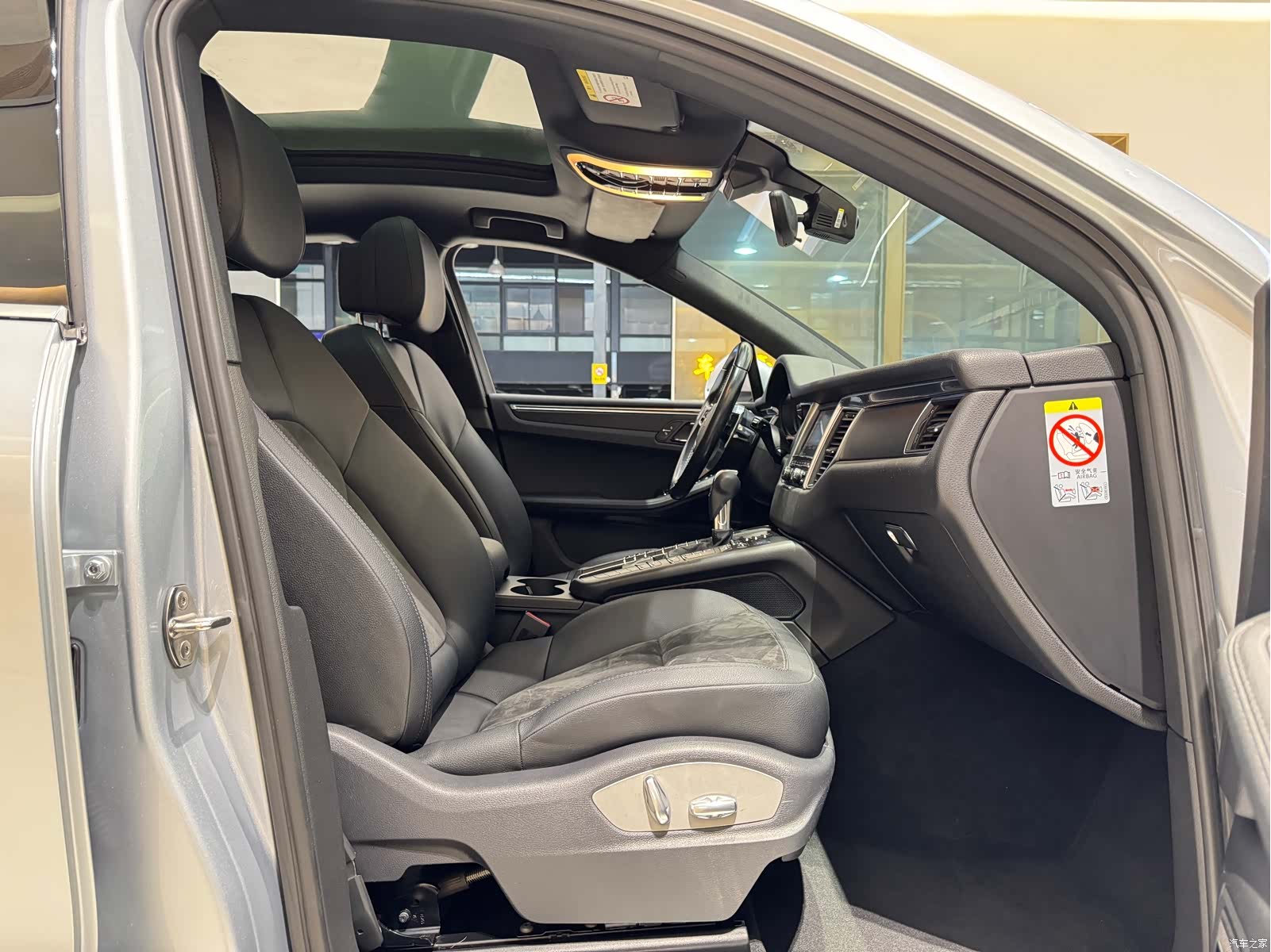 Porsche Macan, 2015 12