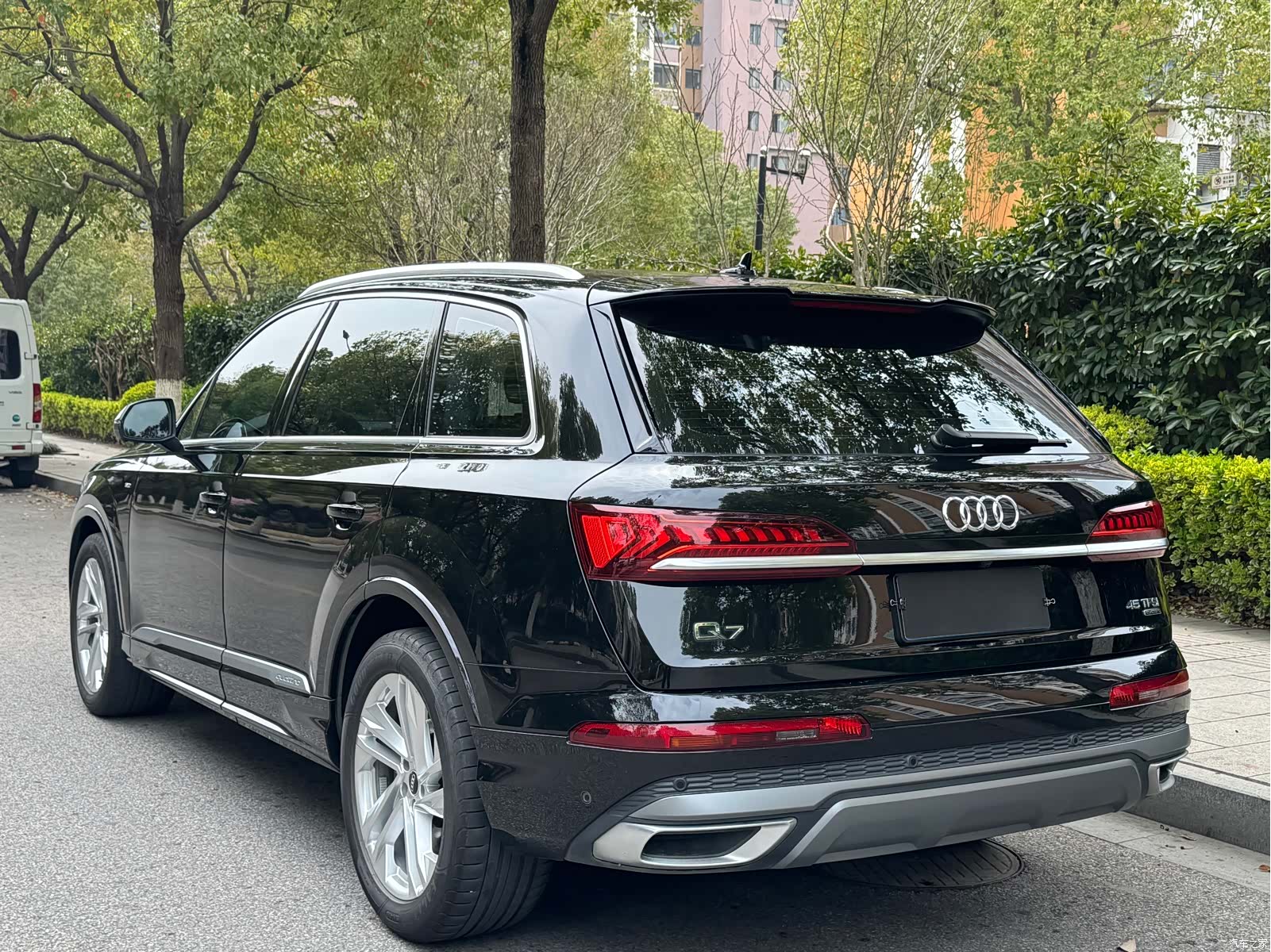 Audi Q7, 2023 4