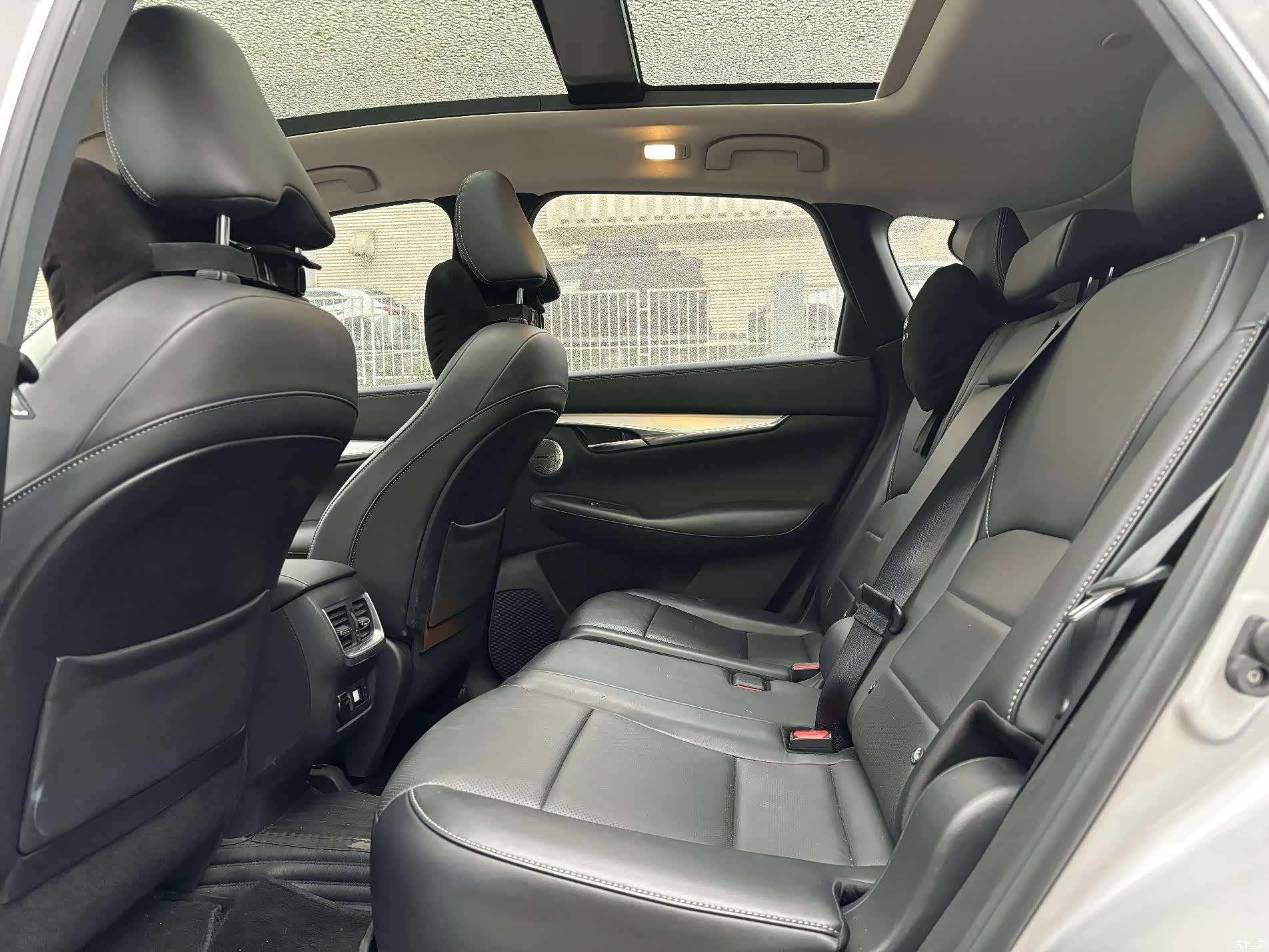 Infiniti QX50, 2022 8