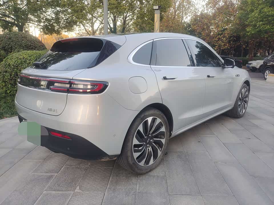 AITO Ask the world M5