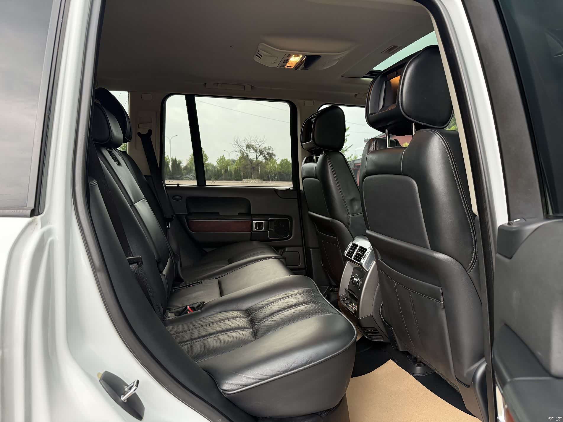 Land Rover Range Rover, 2012 12
