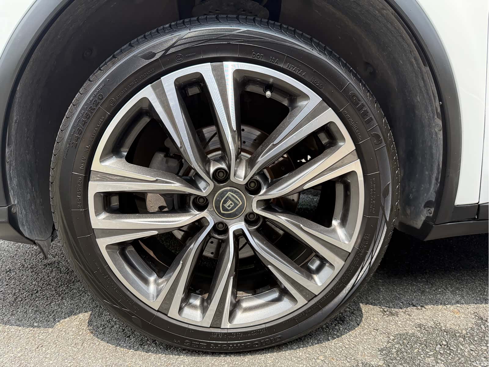 BYD Tang, 2018 31