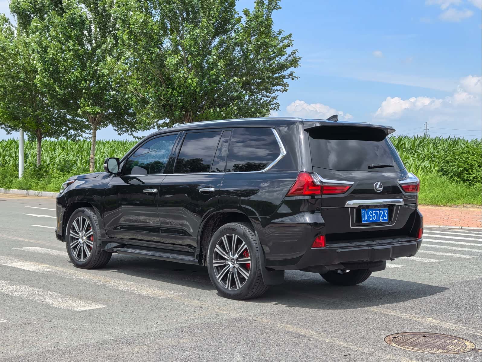 Lexus LX, 2016 6