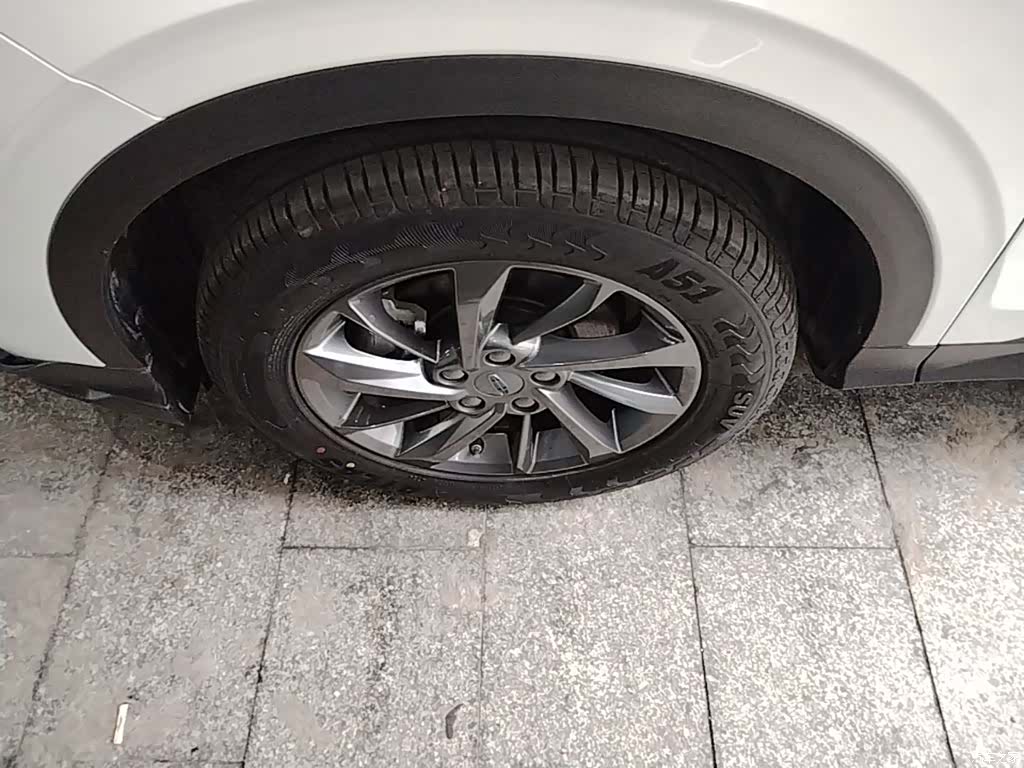 Geely Coolray, 2025 23