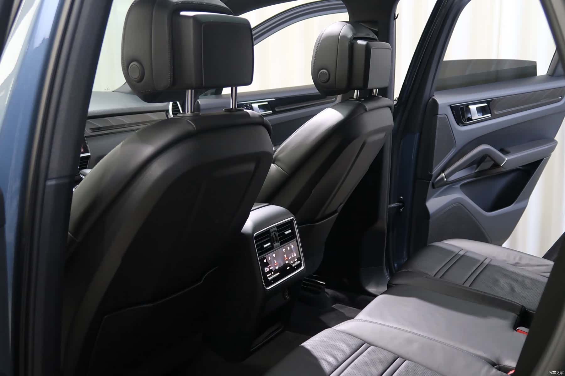 Porsche Cayenne, 2018 14
