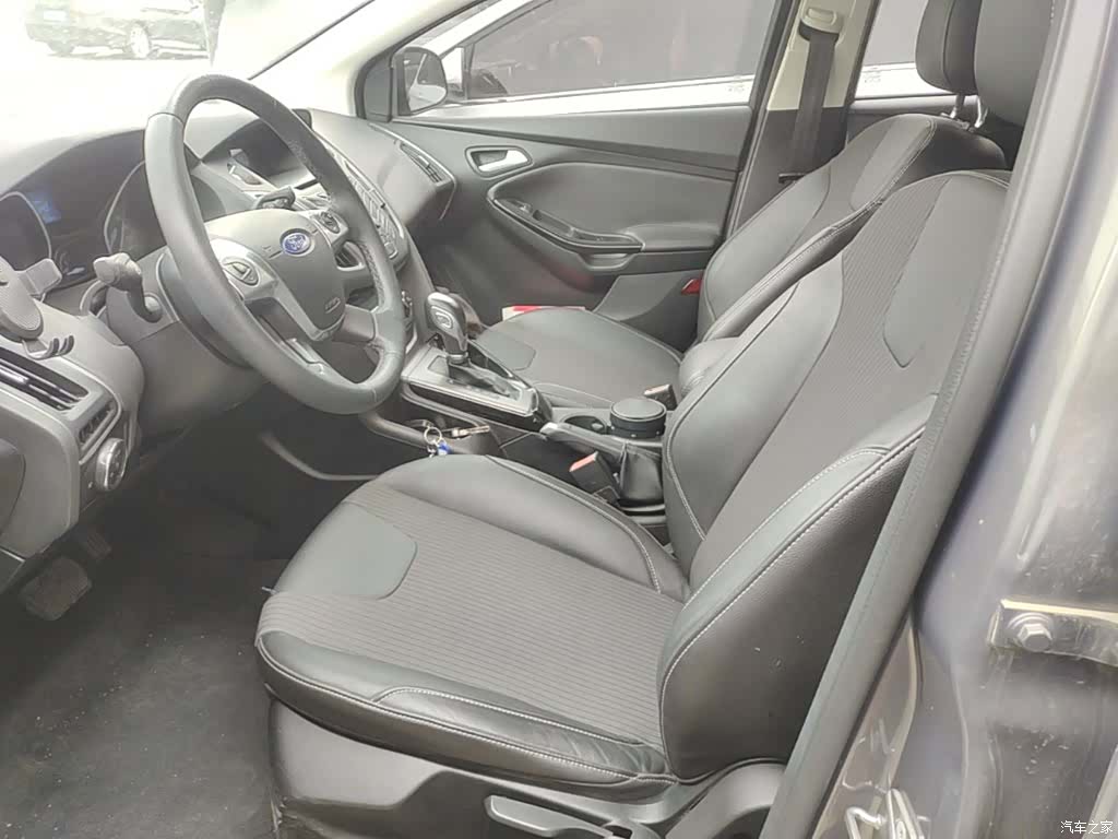 Ford Focus, 2015 15