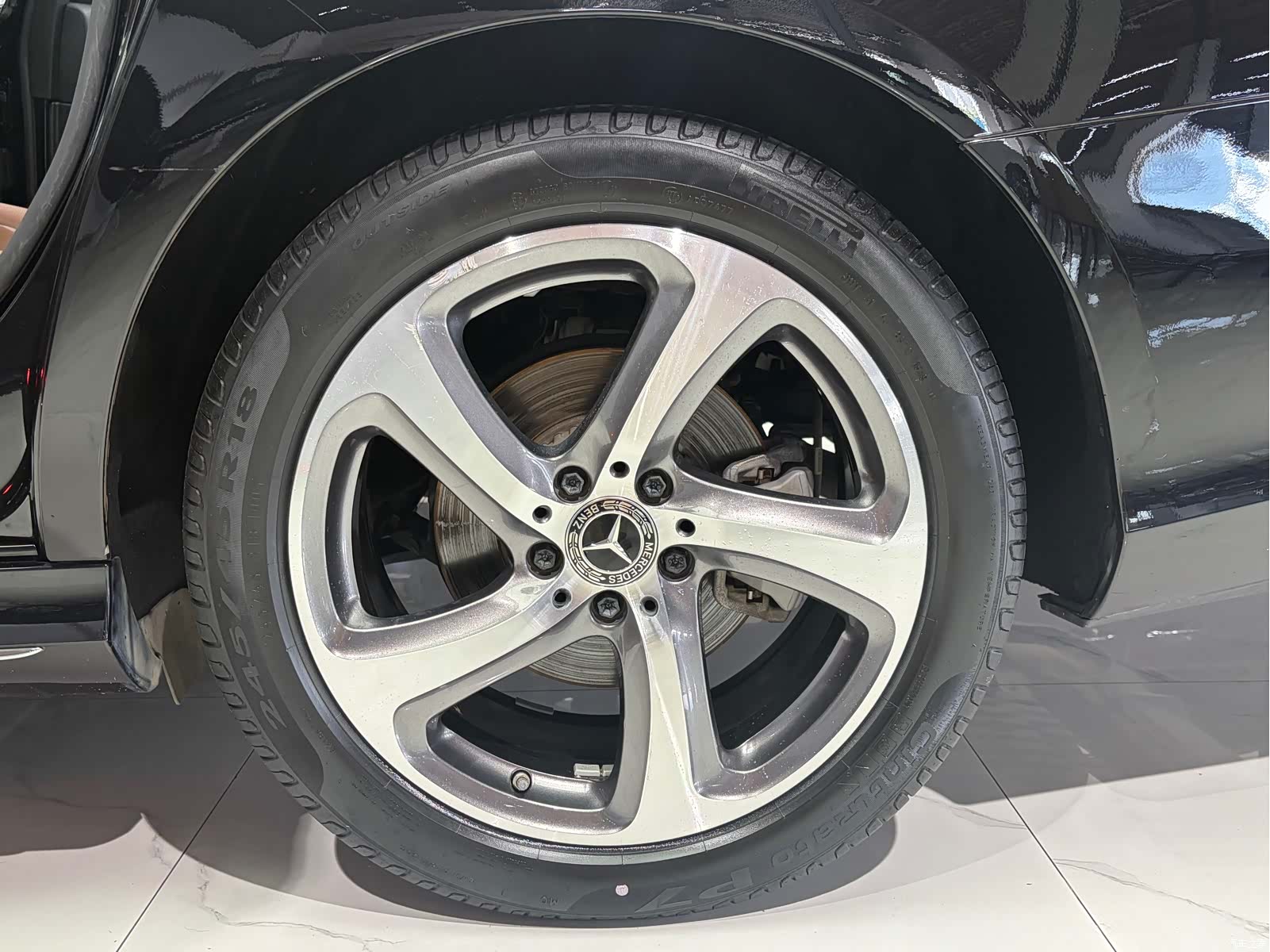 Mercedes-Benz E-Class, 2019 13