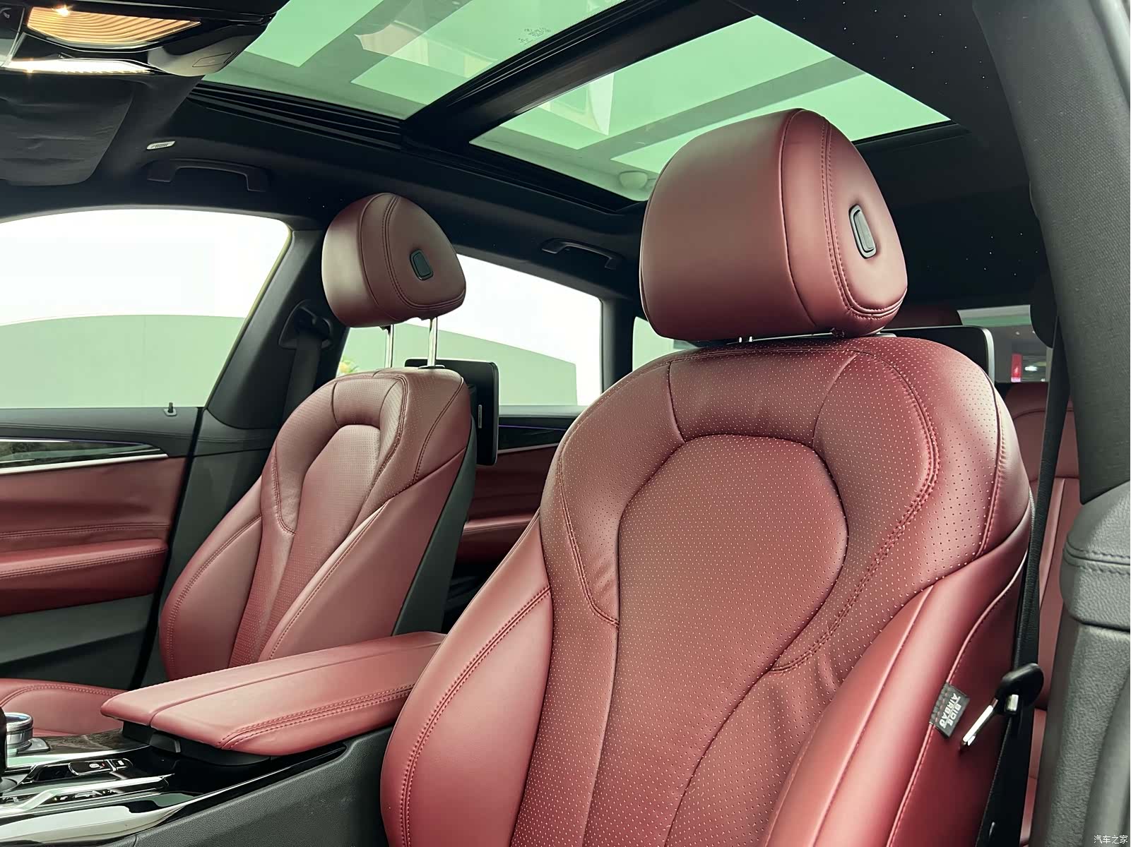 BMW 6 Series GT, 2021 12