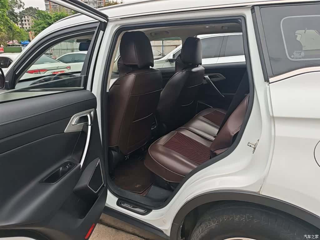 Geely Boyue, 2019 17