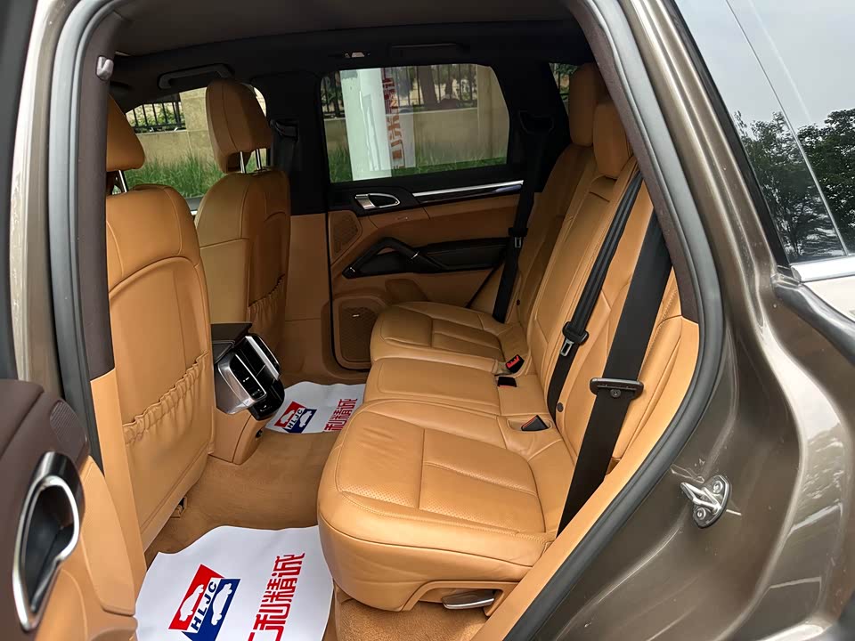 Porsche Cayenne Porsche Cayenne