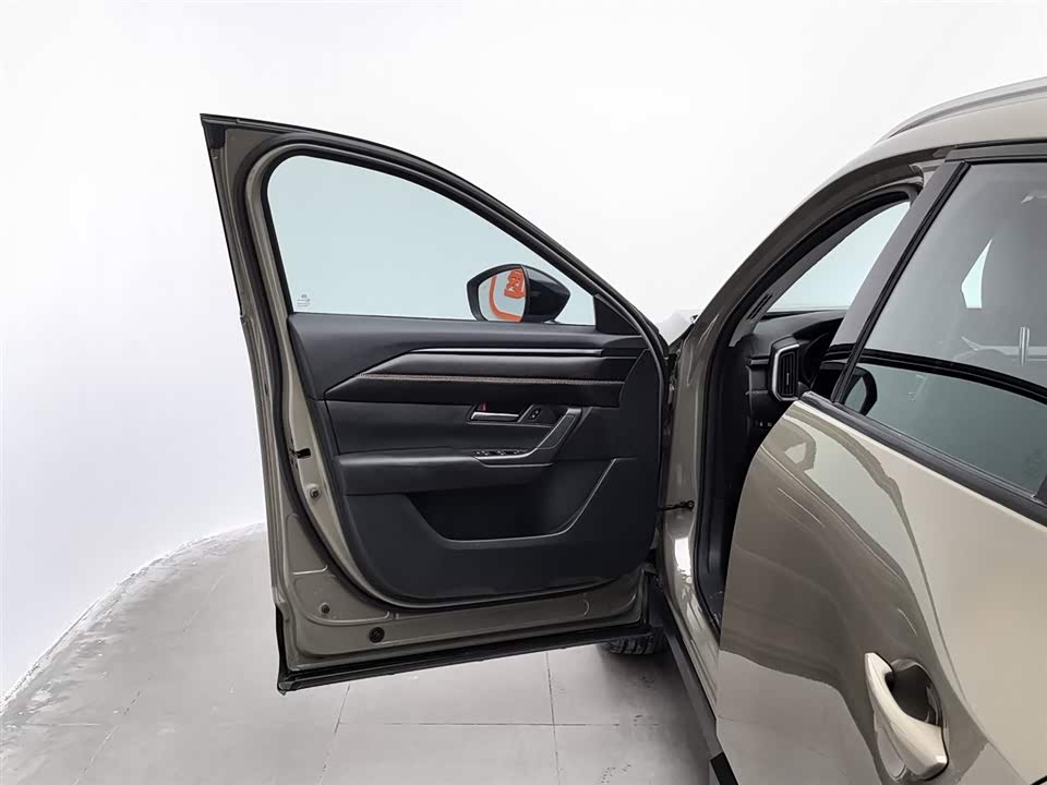 Mazda CX-50 line also