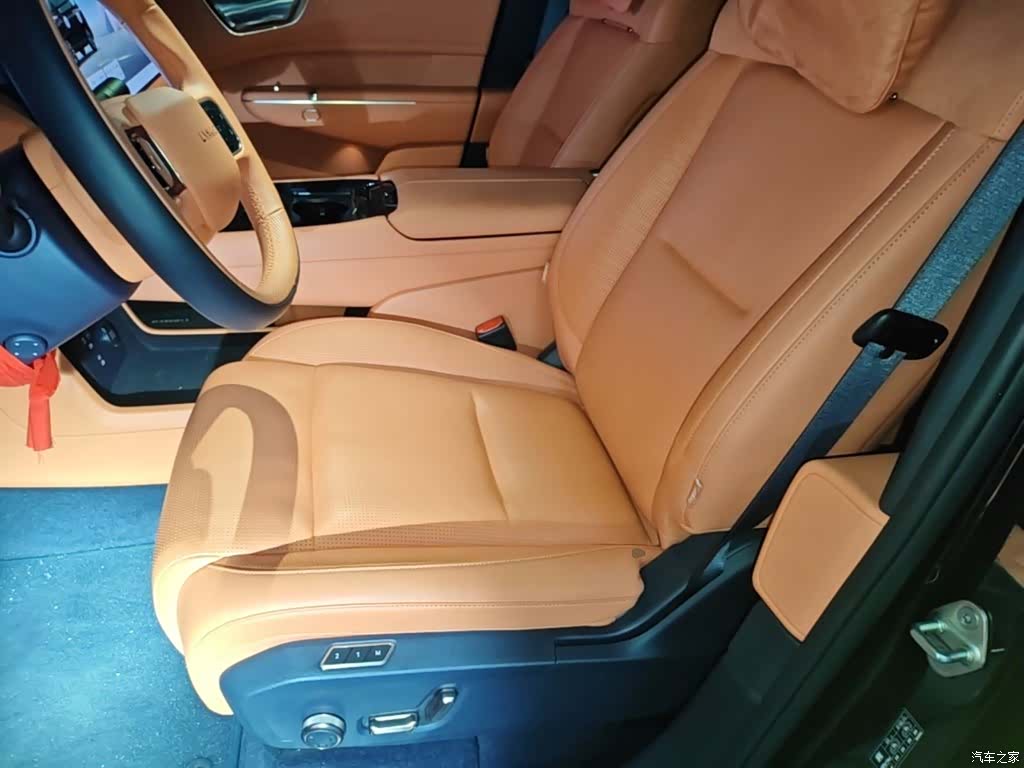 Lynk & Co 02, 2025 22