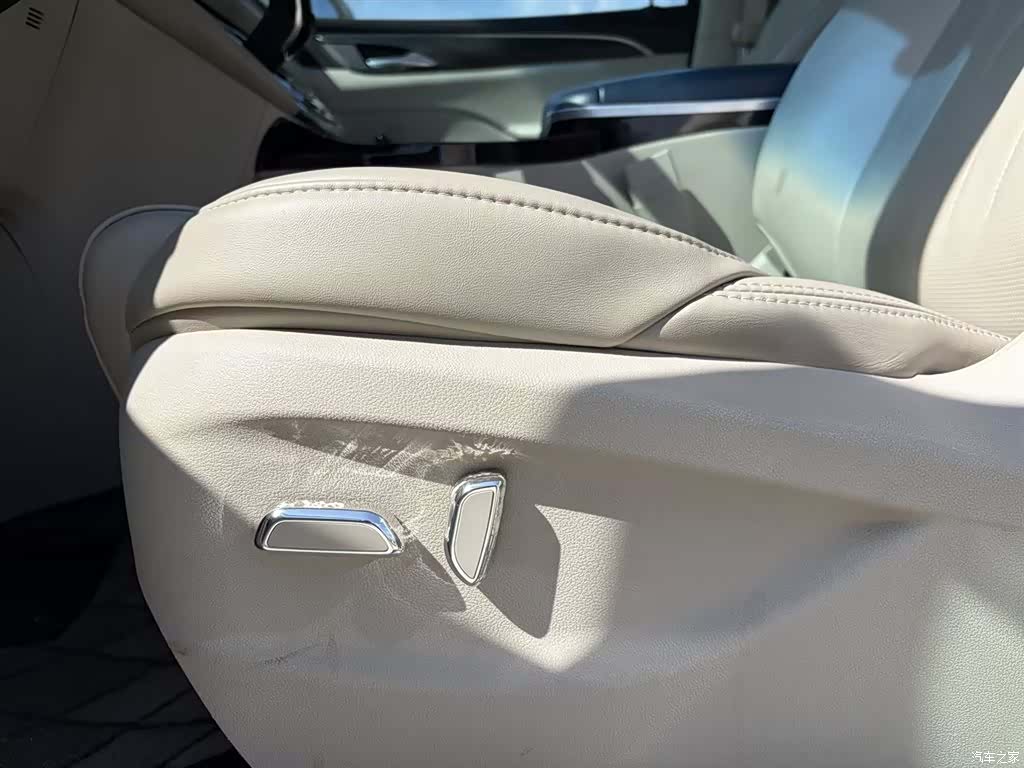 Buick GL8, 2023 17