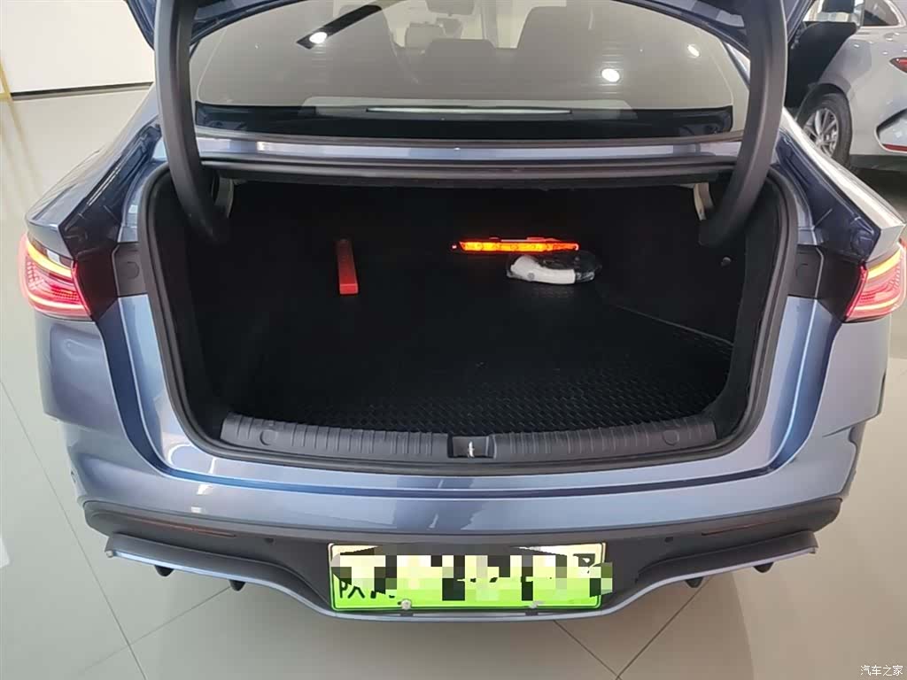 BYD Seal, 2025 19