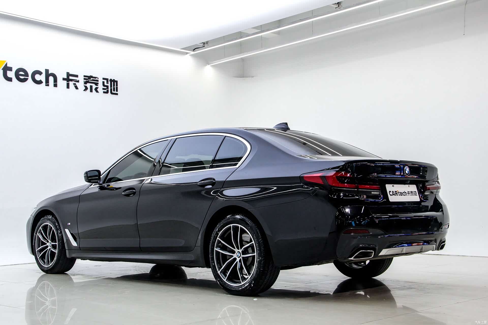 BMW 5 Series, 2023 16