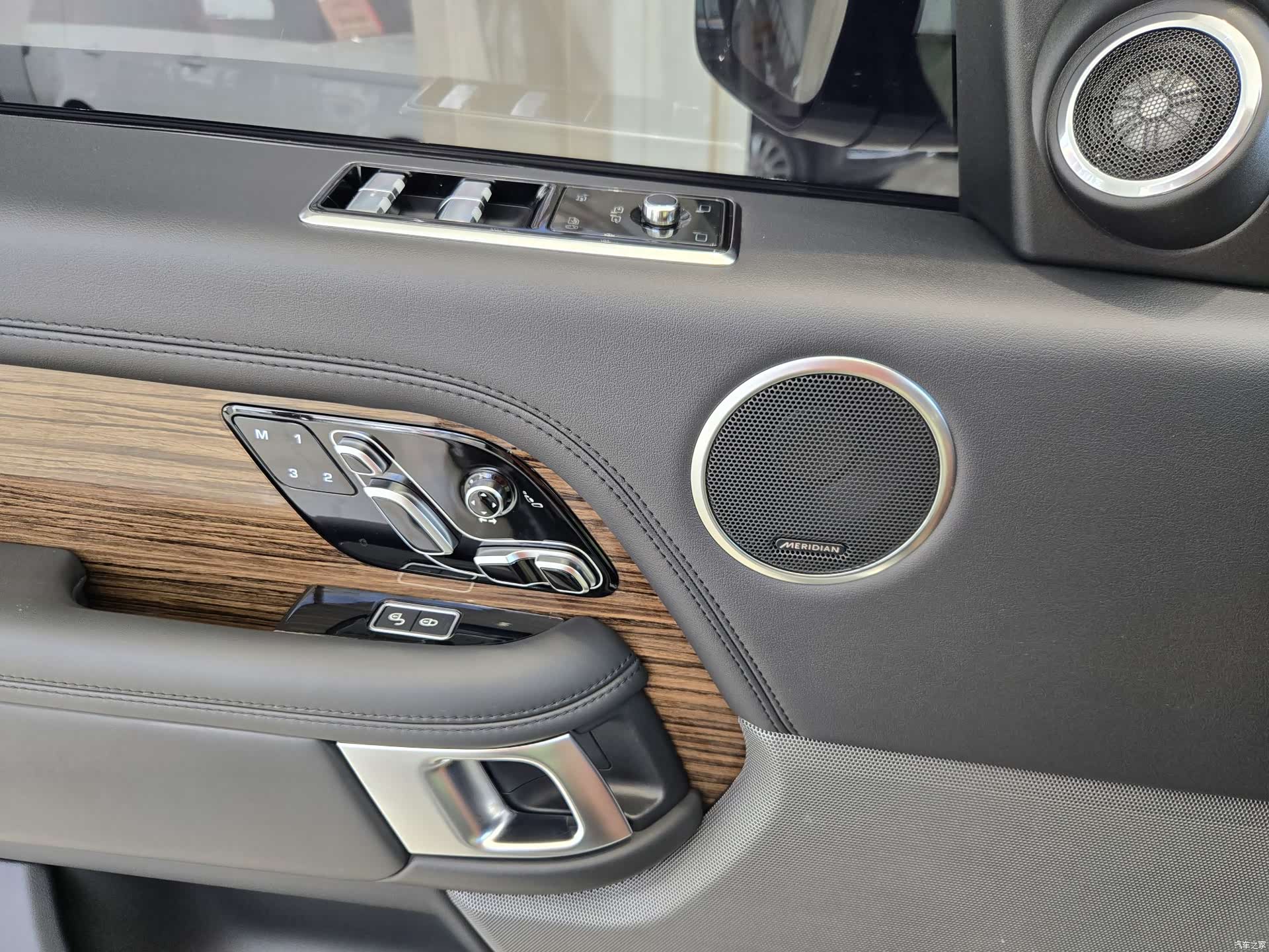 Land Rover Range Rover, 2018 24