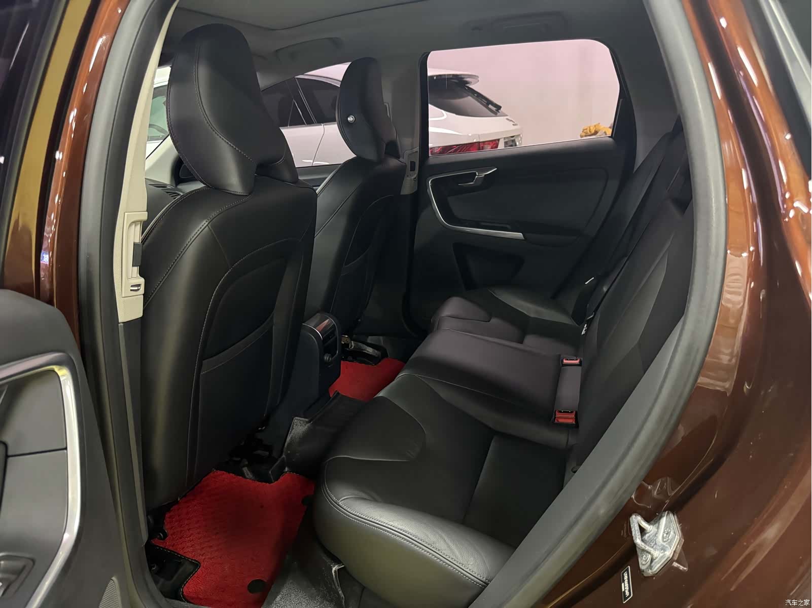 Volvo XC60, 2015 9