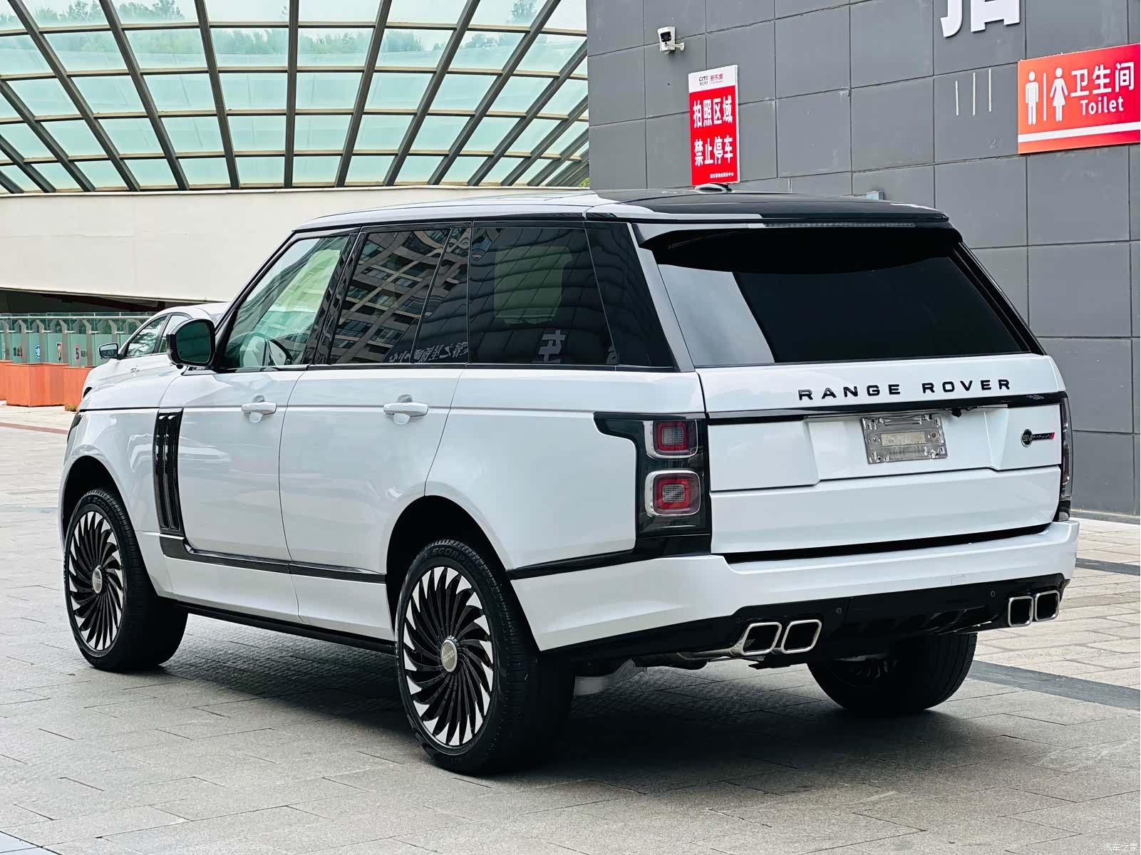 Land Rover Range Rover, 2014 10
