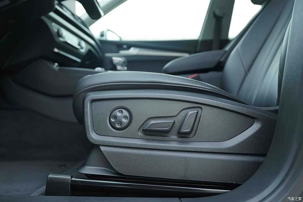 Audi Q5L, 2020 13