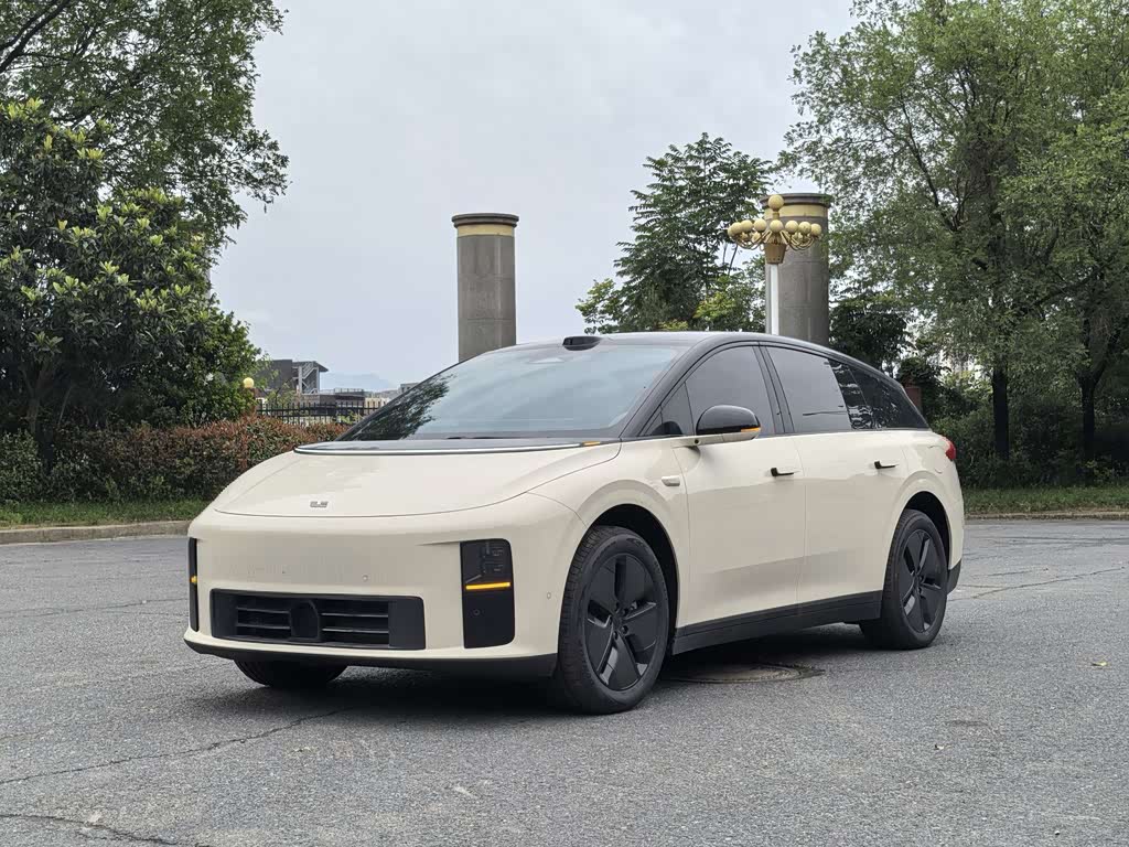 Li Auto i6