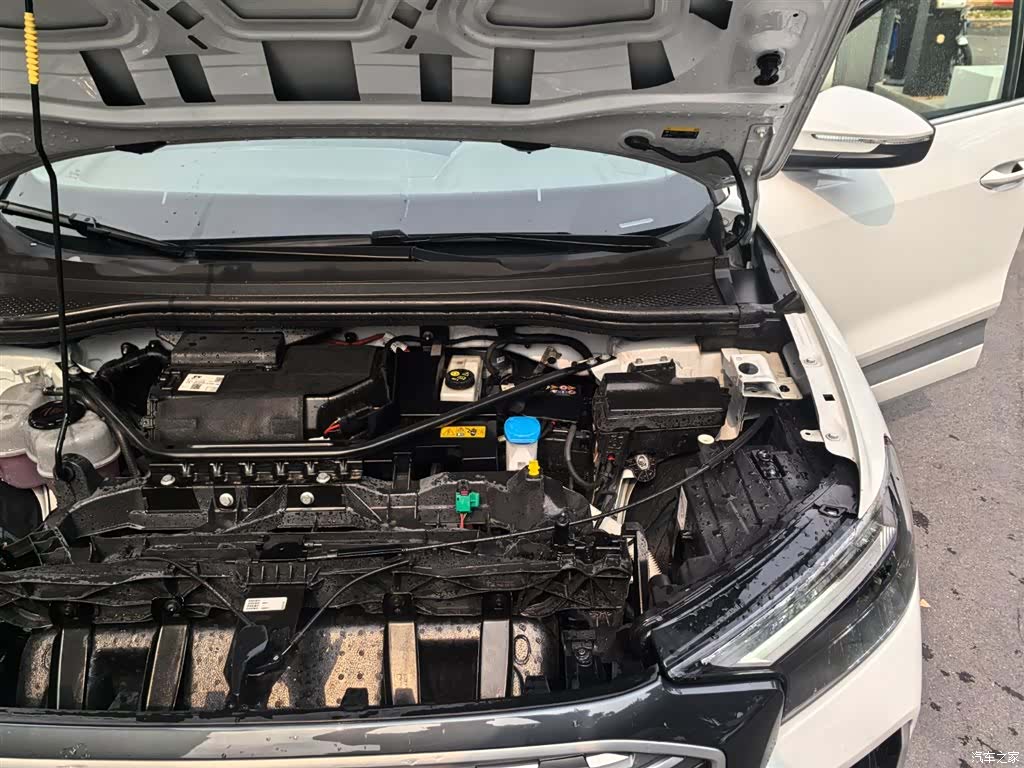 Audi Q4 e-tron, 2025 18
