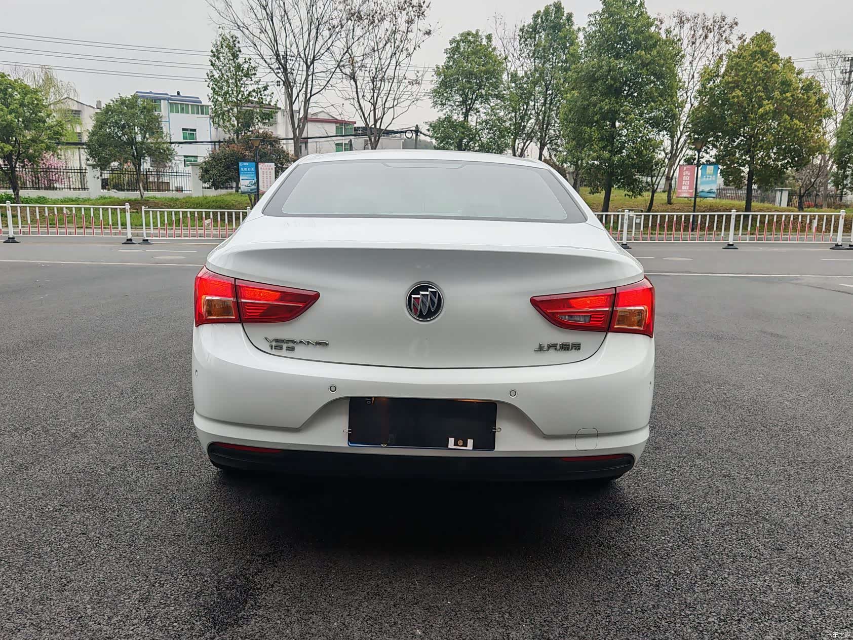 Buick Verano, 2019 8