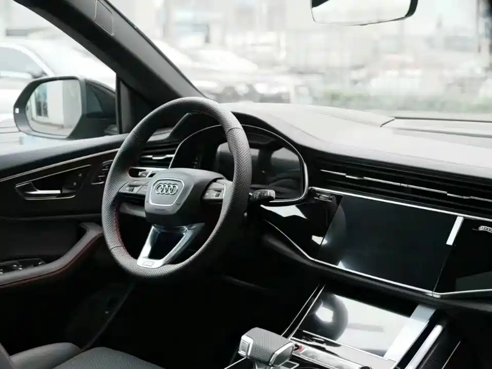 Audi RS Q8 Audi RS Q8