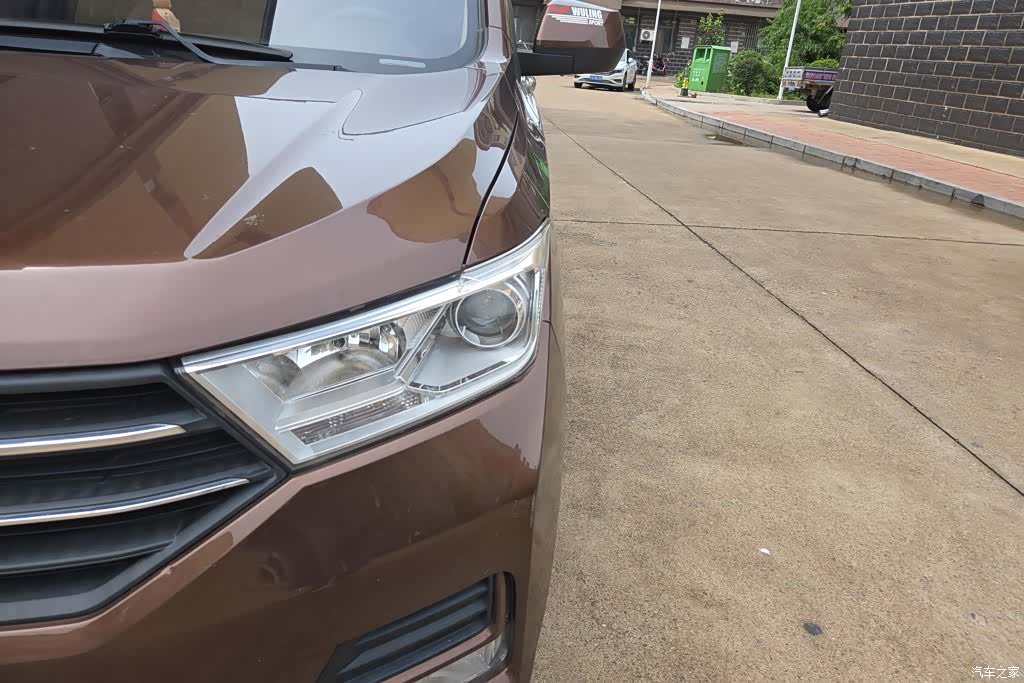 Wuling Hongguang, 2021 все фото