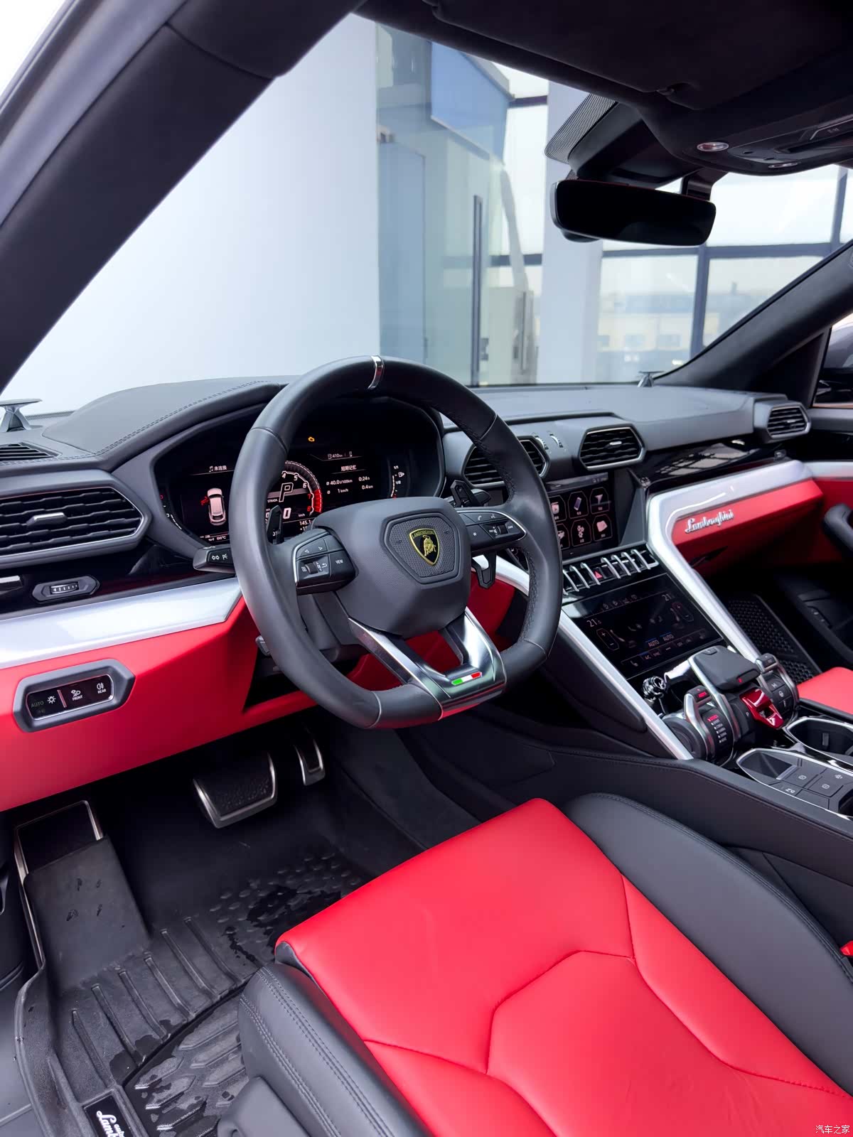 Lamborghini Urus, 2019 18