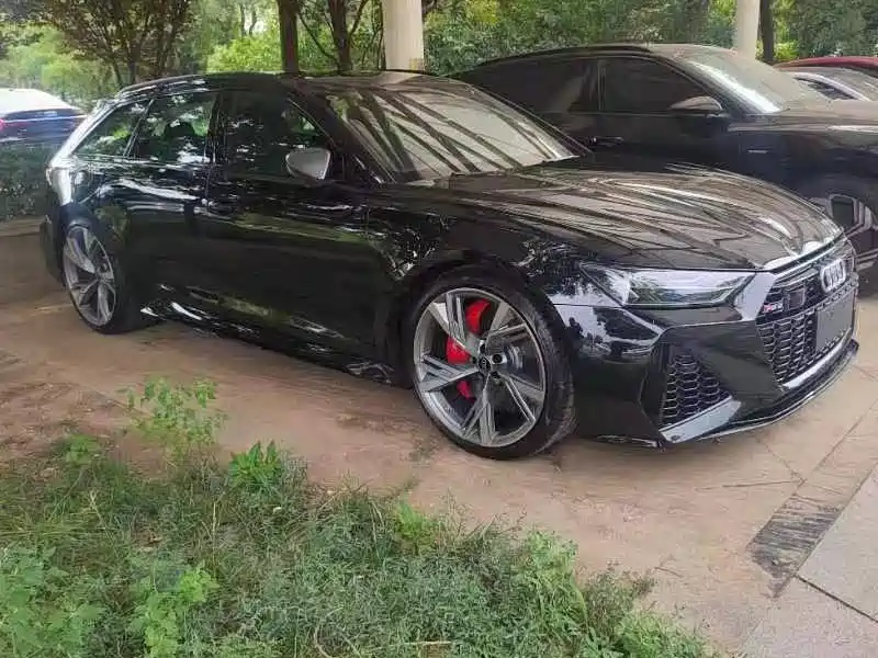 Audi RS Q8 Audi RS Q8