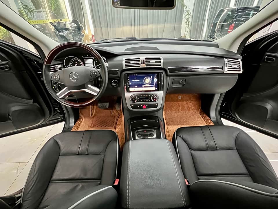 Mercedes-Benz R-class