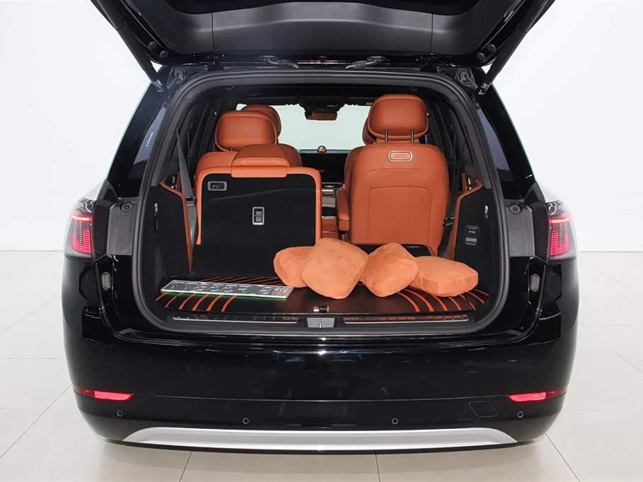 AITO Ask the world M9