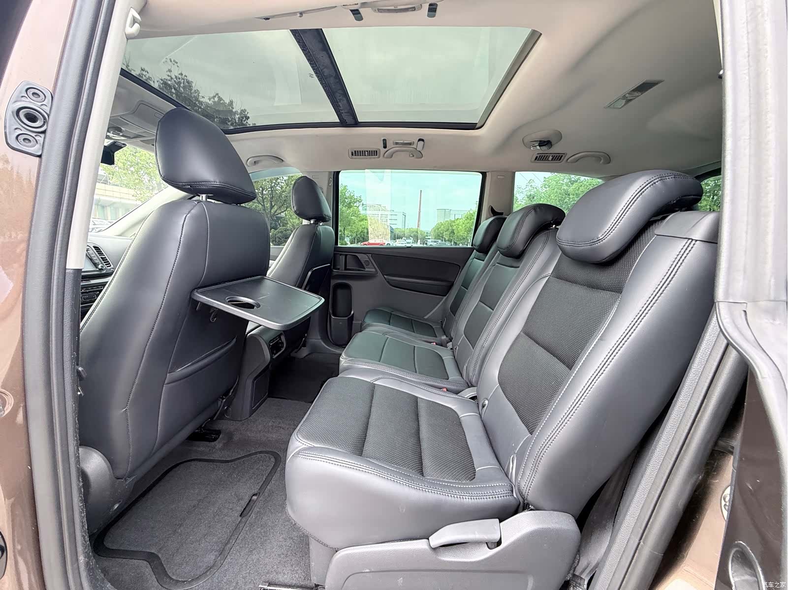 Volkswagen Xia, 2013 8