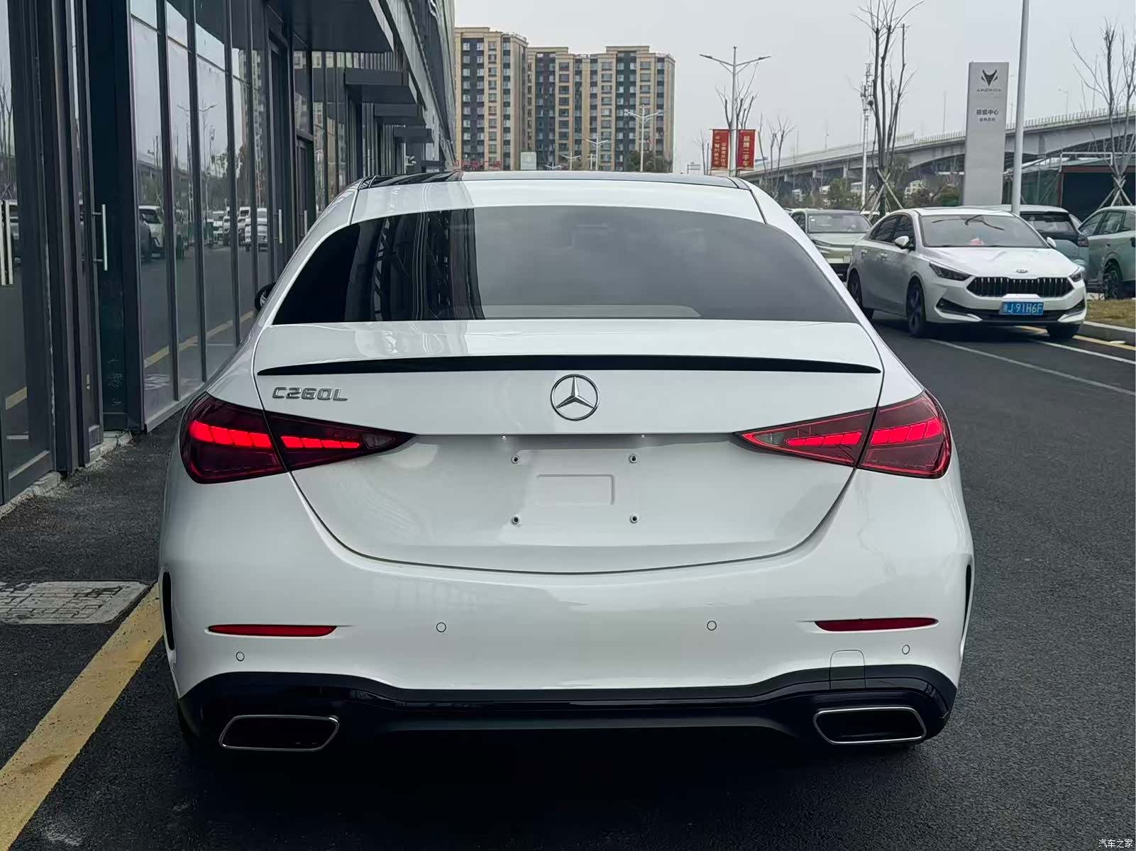 Mercedes-Benz C-Class, 2024 10