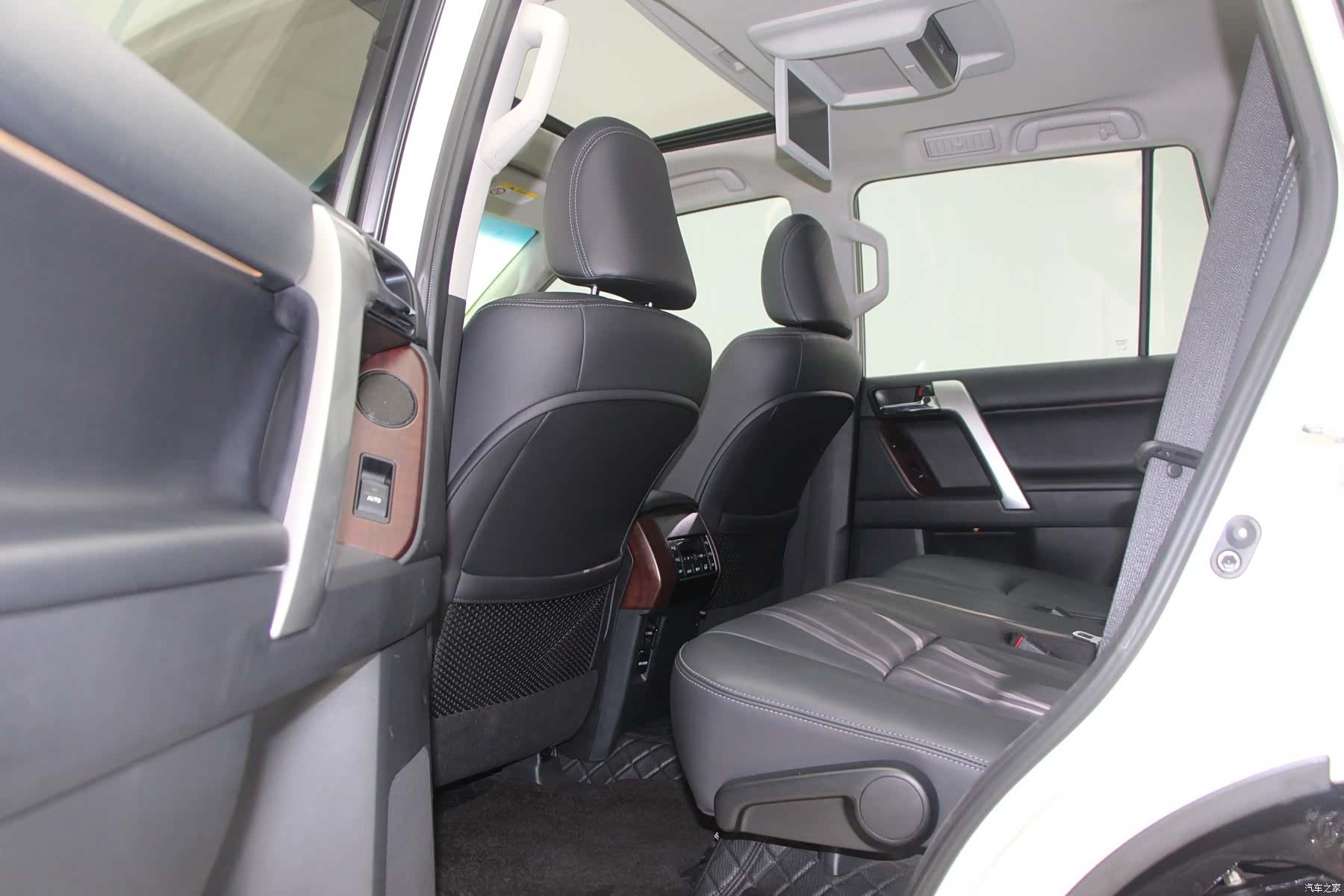 Toyota Prado, 2017 9