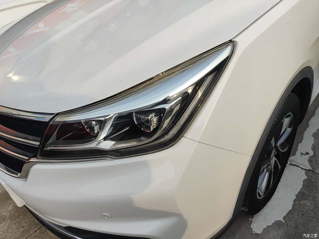 Wuling 730, 2017 24