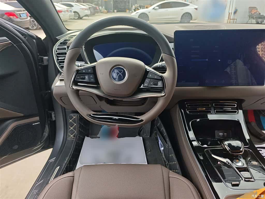 BYD Han, 2023 7