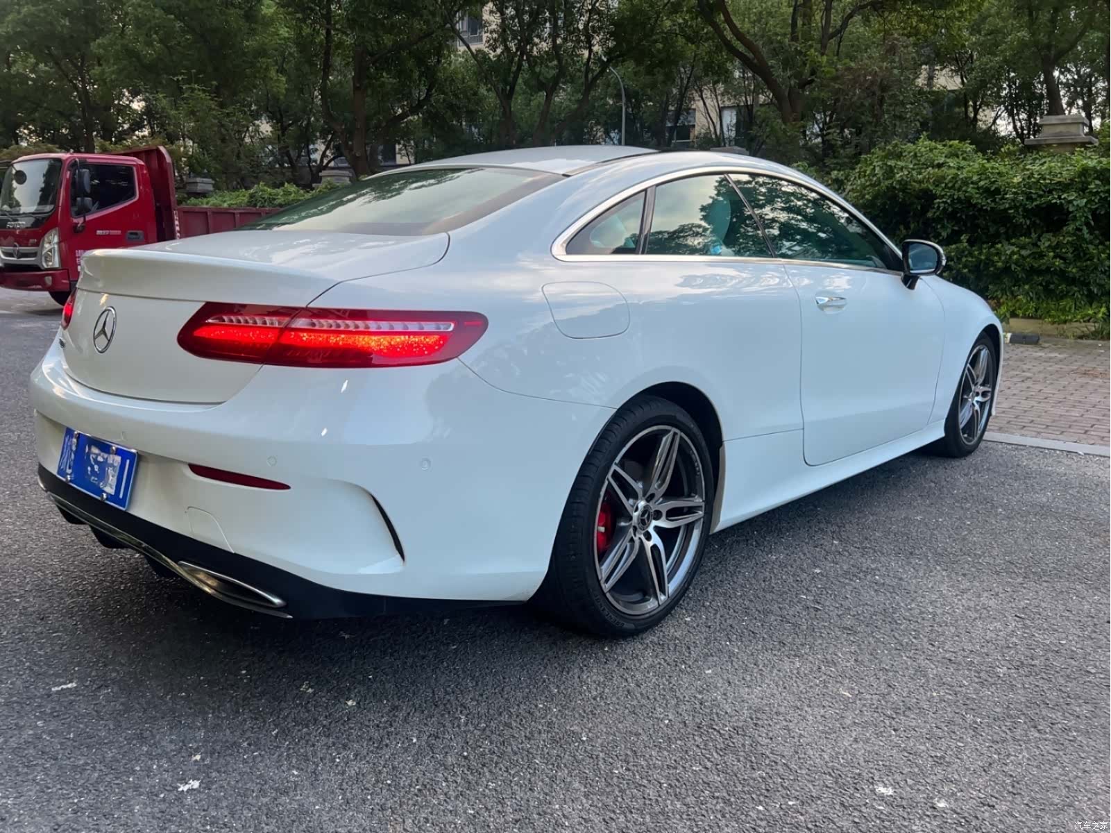 Mercedes-Benz E-Class, 2020 18