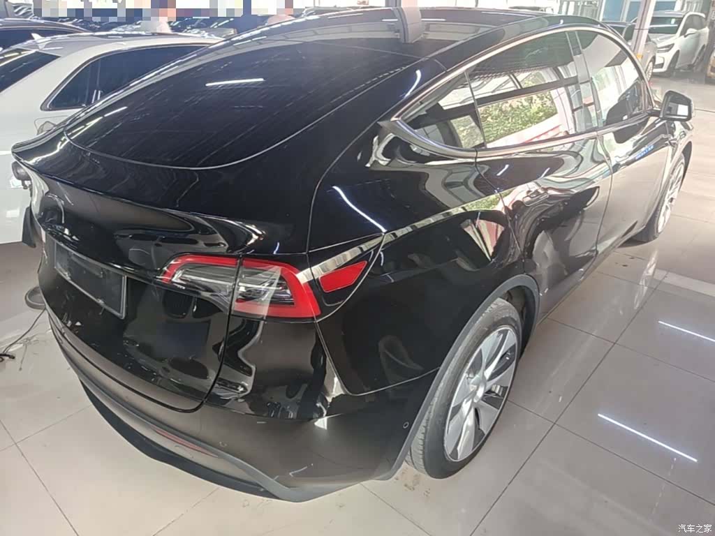 Tesla Model Y, 2022 7