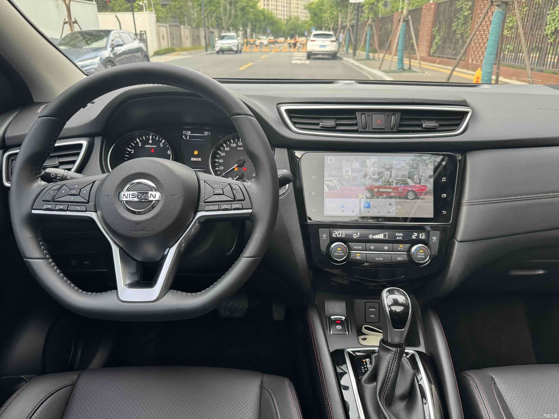 Nissan Qashqai, 2022 10