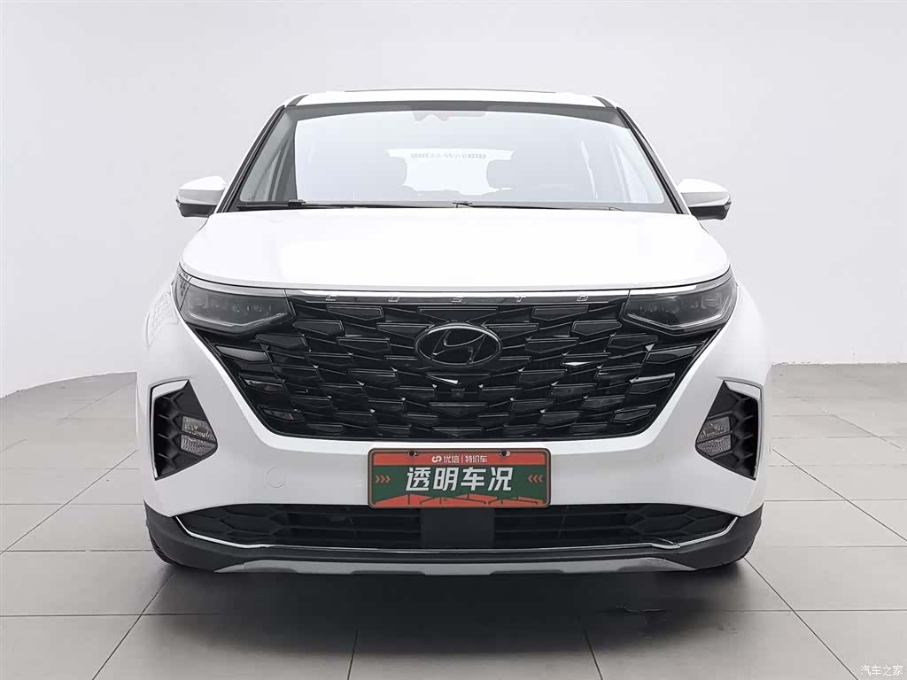 Hyundai Custo, 2023 3