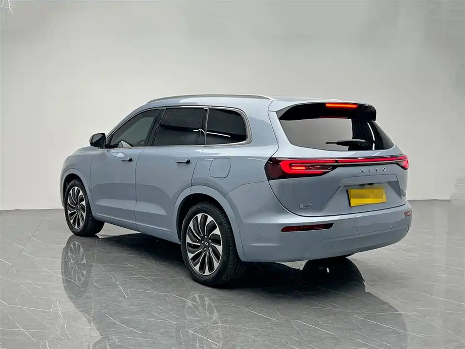 AITO Ask the world M7