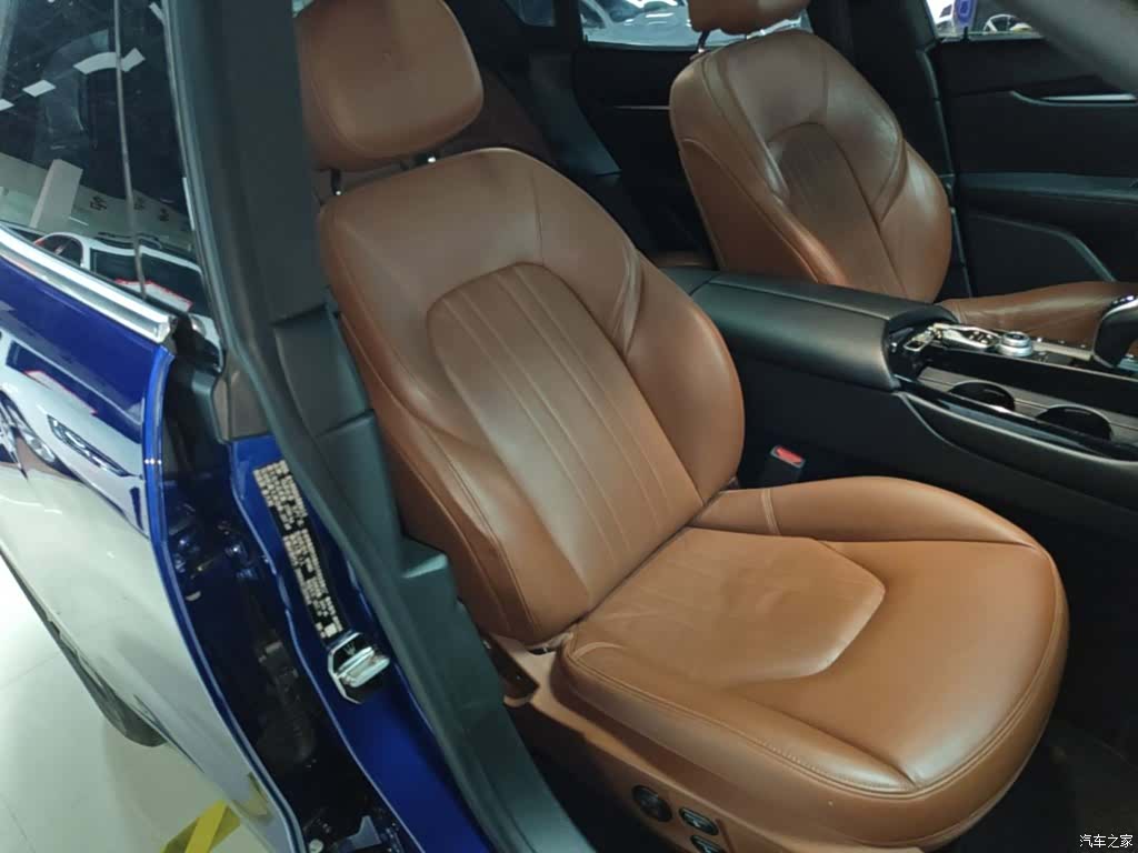 Maserati Levante, 2018 25