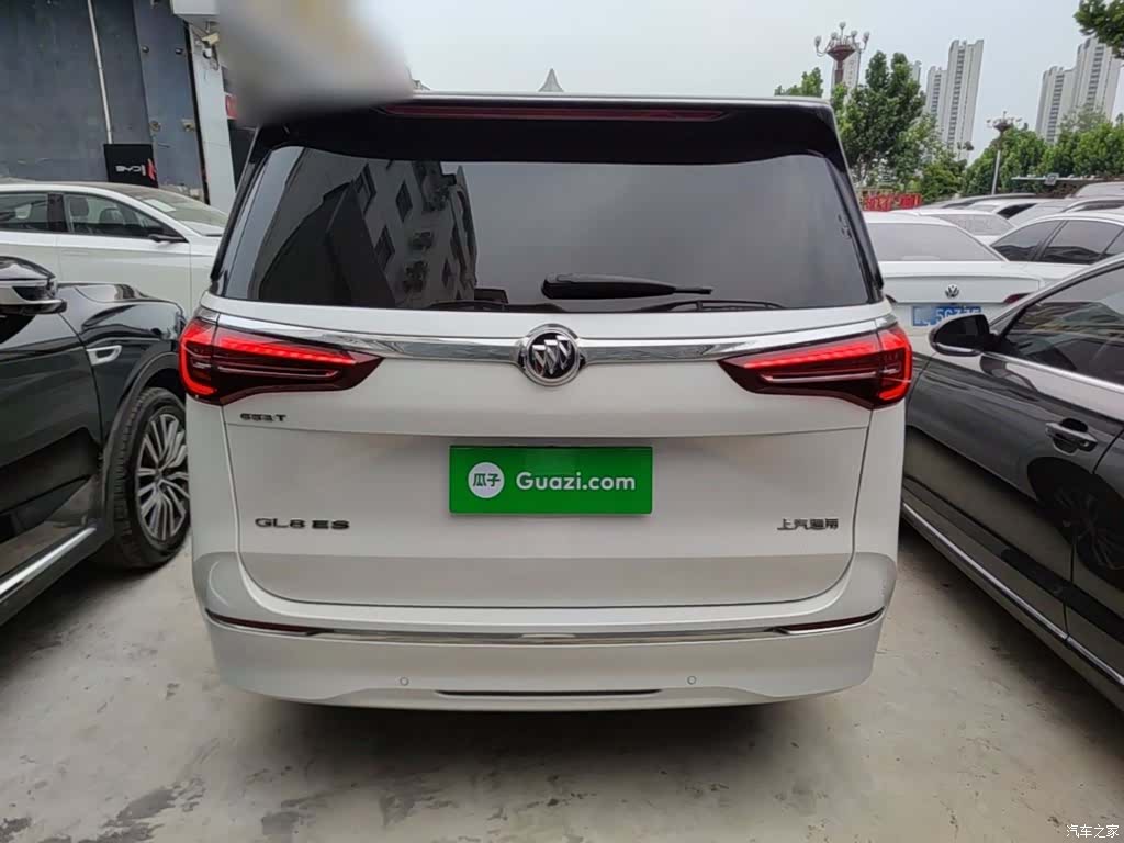 Buick GL8, 2022 6